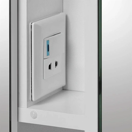 Зеркальный шкаф Aquaton Инфинити 76 белый 1A192102IF010 Зеркальный шкаф Aquaton Инфинити 76 белый 1A192102IF010