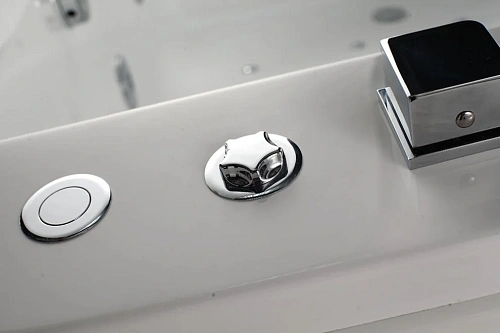 Акриловая ванна Orans OLS-BT65105R 180x120 см 65105R0 Акриловая ванна Orans OLS-BT65105R 180x120 см 65105R0