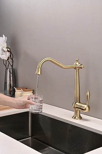 Смеситель для кухни Paulmark Retro бронза Re213226-BR Смеситель для кухни Paulmark Retro бронза Re213226-BR