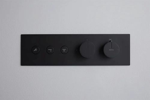 Смеситель для ванны Allen Brau Liberty 5.33003-31 (с внутренней частью) черный матовый Смеситель для ванны Allen Brau Liberty 5.33003-31 (с внутренней частью) черный матовый