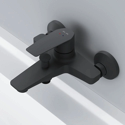 Смеситель для ванны AM.PM Gem F90A10022 черный Смеситель для ванны AM.PM Gem F90A10022 черный