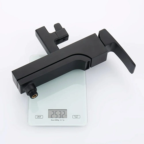 Душевая система Raglo R02.24.06, черный Душевая система Raglo R02.24.06, черный