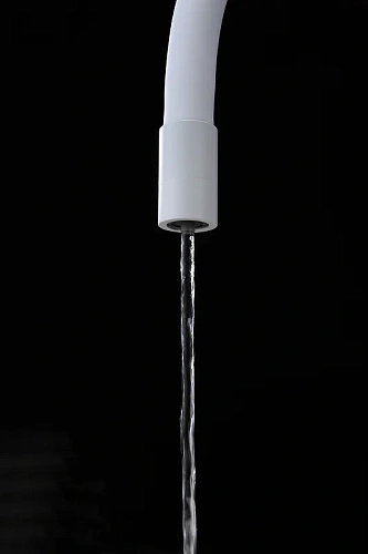 Смеситель для кухни Paulmark SALIX белый матовый Sa213419-WH Смеситель для кухни Paulmark SALIX белый матовый Sa213419-WH