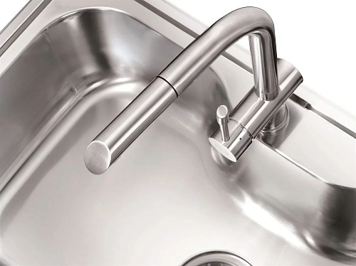 Смеситель для кухни Lemark Expert (LM5075S) Смеситель для кухни Lemark Expert (LM5075S)