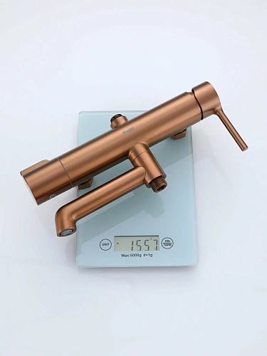 Душевая система Raglo R20.24.33 излив поворотный 15 см, матовая медь Душевая система Raglo R20.24.33 излив поворотный 15 см, матовая медь