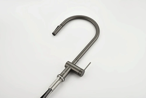 Смеситель для кухни AQUAme Cucina AQM9901GM с выдвижным изливом, металл Смеситель для кухни AQUAme Cucina AQM9901GM с выдвижным изливом, металл