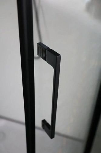 Душевой уголок Ceruttispa VIVA90B без поддона 90x90x195 Душевой уголок Ceruttispa VIVA90B без поддона 90x90x195