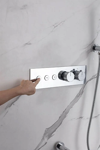 Смеситель для ванны Allen Brau Liberty 5.33003-00 (с внутренней частью) хром Смеситель для ванны Allen Brau Liberty 5.33003-00 (с внутренней частью) хром