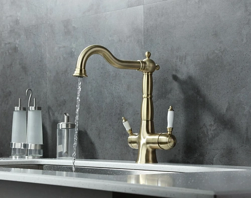 Смеситель для кухни Lemark Villa LM4858B с подключением к фильтру, бронза Смеситель для кухни Lemark Villa LM4858B с подключением к фильтру, бронза