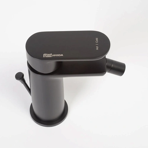 Смеситель для раковины WasserKRAFT Elbe 7406 черный Смеситель для раковины WasserKRAFT Elbe 7406 черный