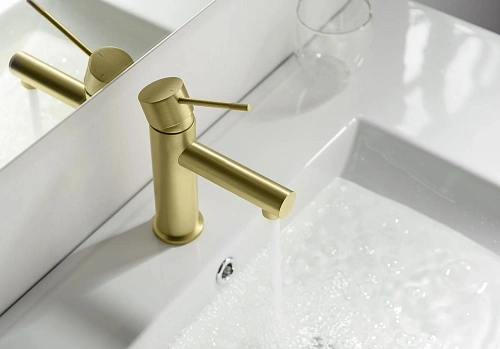 Смеситель для раковины Timo Saona 2361/17F золото матовое Смеситель для раковины Timo Saona 2361/17F золото матовое