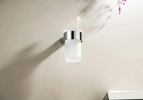 Стакан Aquatek ЛИРА AQ4427CR хром Стакан Aquatek ЛИРА AQ4427CR хром