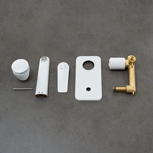 Смеситель для раковины Lemark Bronx LM3726MW встраиваемый, белый/матовый Смеситель для раковины Lemark Bronx LM3726MW встраиваемый, белый/матовый