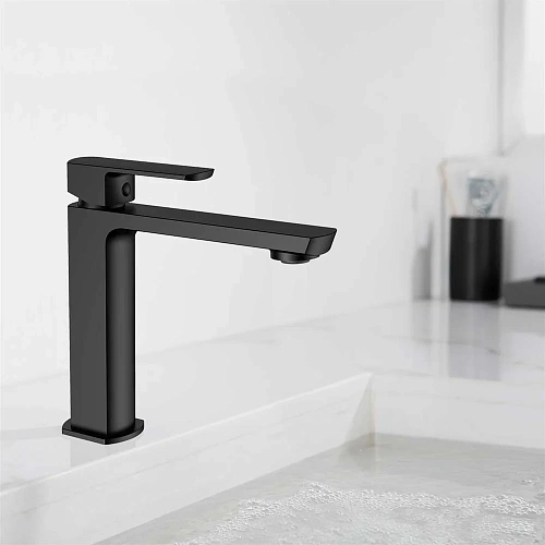 Смеситель для раковины Vincea Next VBF-1N1MB черный Смеситель для раковины Vincea Next VBF-1N1MB черный