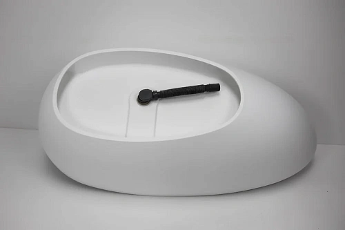 Ванна из искусственного камня ABBER Stein AS9611NM-1.7 белая матовая Ванна из искусственного камня ABBER Stein AS9611NM-1.7 белая матовая