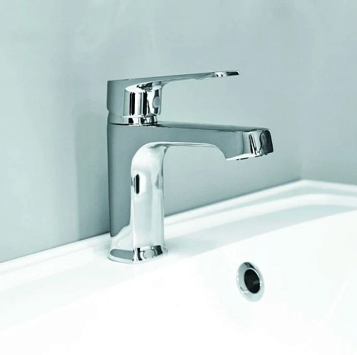 Смеситель для раковины Orange Berti M17-021cr хром Смеситель для раковины Orange Berti M17-021cr хром