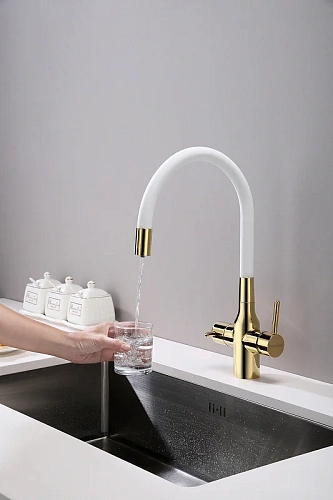 Смеситель для кухни Paulmark Salix золото белый шланг Sa213419-Gw Смеситель для кухни Paulmark Salix золото белый шланг Sa213419-Gw