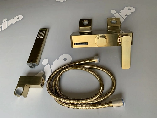 Смеситель для ванны Timo Torne 4314/17Y золото матовое Смеситель для ванны Timo Torne 4314/17Y золото матовое