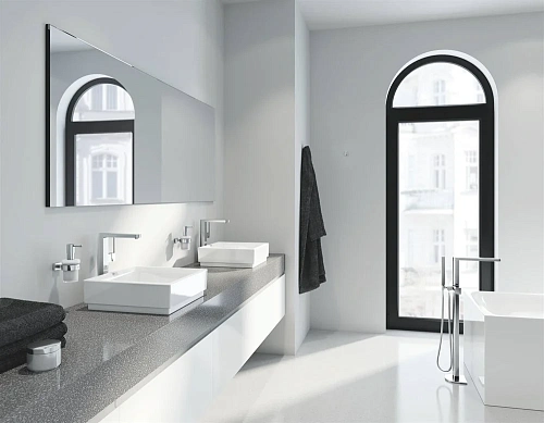 Смеситель для раковины GROHE Plus, гладкий корпус, XL-Size (32618003) Смеситель для раковины GROHE Plus, гладкий корпус, XL-Size (32618003)