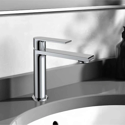 Смеситель для раковины Vincea Vogue VBF-1V1CH хром Смеситель для раковины Vincea Vogue VBF-1V1CH хром