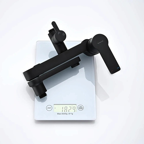 Душевая система Splenka S06.24.06, черный Душевая система Splenka S06.24.06, черный