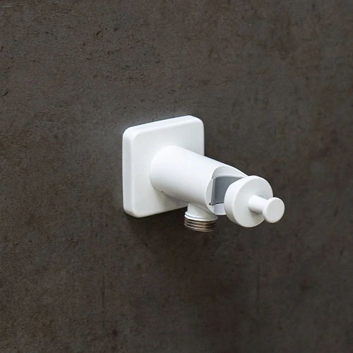 Шланговое подключение Lemark LM3785MW с креплением для лейки белый матовый Шланговое подключение Lemark LM3785MW с креплением для лейки белый матовый