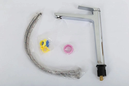 Смеситель для раковины BelBagno ARDENTE-LMC-CRM-W0 хром Смеситель для раковины BelBagno ARDENTE-LMC-CRM-W0 хром