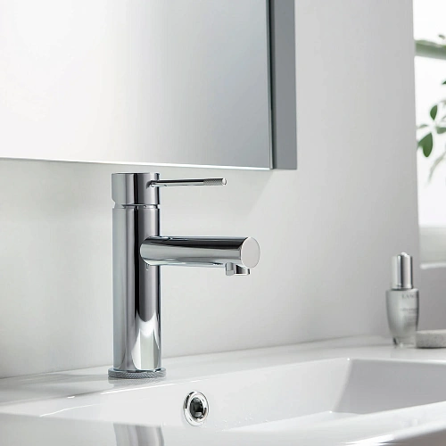 Смеситель для раковины Timo Saona 2361/00F хром Смеситель для раковины Timo Saona 2361/00F хром