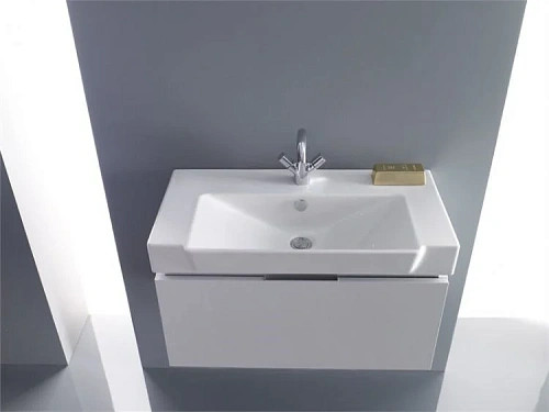 Комплект мебели 80 см Jacob Delafon Reve , белый лак, с 1 выдвижным ящиком, с бельевой корзиной, с п E4803-00+EB1131-G1C+EB582-NF Комплект мебели 80 см Jacob Delafon Reve , белый лак, с 1 выдвижным ящиком, с бельевой корзиной, с п E4803-00+EB1131-G1C+EB582-NF