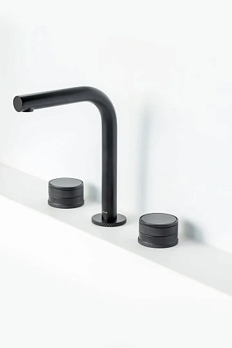 Смеситель для раковины Boheme PRESTIGE BLACK 152-B-PR Смеситель для раковины Boheme PRESTIGE BLACK 152-B-PR