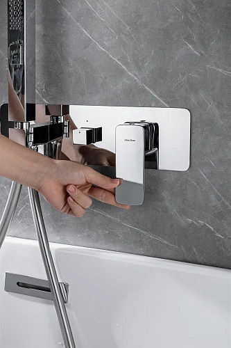 Смеситель для ванны с душем Allen Brau Infinity 5.21007-00 с внутренней частью Смеситель для ванны с душем Allen Brau Infinity 5.21007-00 с внутренней частью