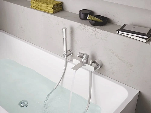 Душевой шланг GROHE Silverflex, суперсталь (28362DC0) Душевой шланг GROHE Silverflex, суперсталь (28362DC0)
