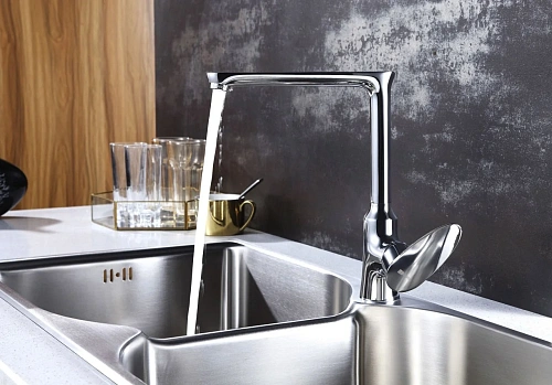 Смеситель для кухни Lemark Nero LM0205C, хром Смеситель для кухни Lemark Nero LM0205C, хром