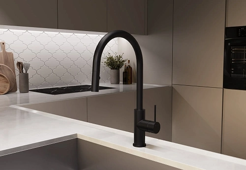 Смеситель для кухни Vincea City VKF-2C1MB, черный Смеситель для кухни Vincea City VKF-2C1MB, черный