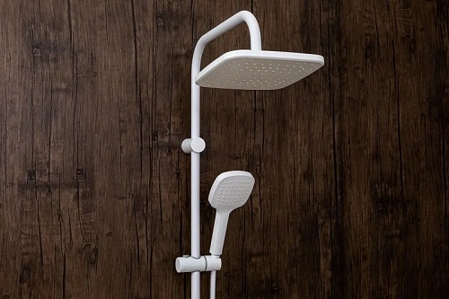 Душевая система Orange Aristo M19-944w с изливом, белый Душевая система Orange Aristo M19-944w с изливом, белый