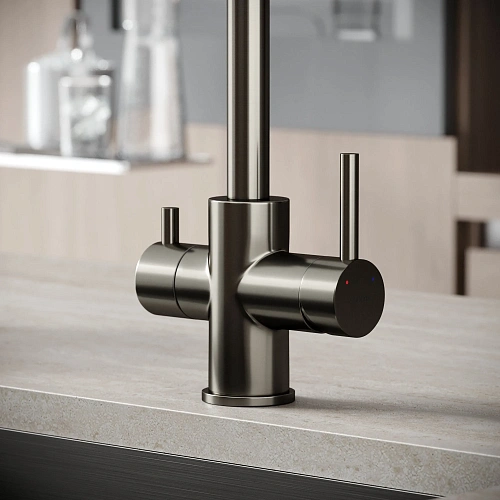 Смеситель для кухни SANCOS Vela SC4013GG с возможностью подключения фильтра, вороненая сталь Смеситель для кухни SANCOS Vela SC4013GG с возможностью подключения фильтра, вороненая сталь