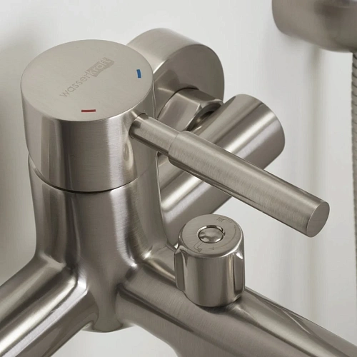 Смеситель для ванны WasserKRAFT Wern 4201 никель Смеситель для ванны WasserKRAFT Wern 4201 никель