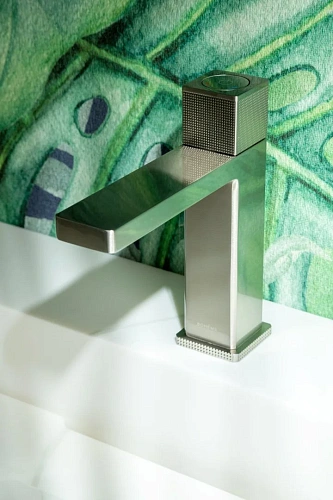 Смеситель для раковины Boheme QUAD 159-NB Nikel Brush Смеситель для раковины Boheme QUAD 159-NB Nikel Brush