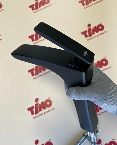 Смеситель для раковины Timo Helmi 4011/03F черный Смеситель для раковины Timo Helmi 4011/03F черный