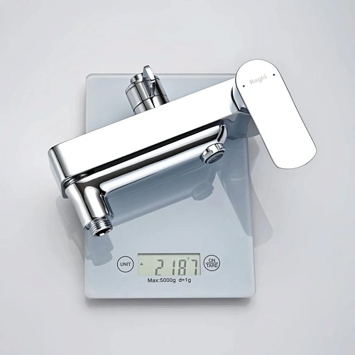 Душевая система Raglo R03.24, хром Душевая система Raglo R03.24, хром