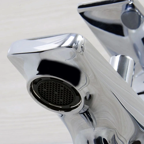 Смеситель для ванны WasserKRAFT Lopau 3201 хром Смеситель для ванны WasserKRAFT Lopau 3201 хром