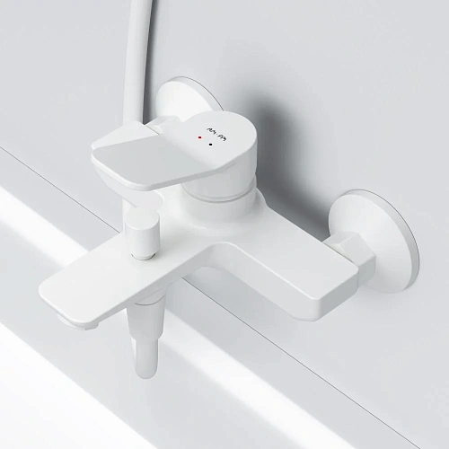 Смеситель для ванны AM.PM X-Joy F85A10033 белый Смеситель для ванны AM.PM X-Joy F85A10033 белый