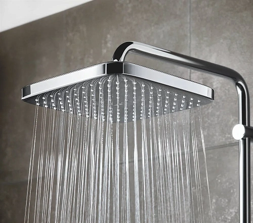 Душевая система GROHE Tempesta Cosmopolitan 250 CUBE (26693000) Душевая система GROHE Tempesta Cosmopolitan 250 CUBE (26693000)