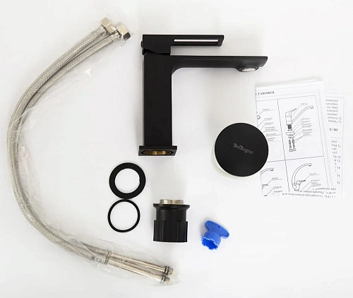 Смеситель для раковины BelBagno LUCE LUC-LVM-NERO черный матовый Смеситель для раковины BelBagno LUCE LUC-LVM-NERO черный матовый