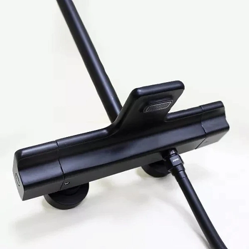 Душевая система Kaiser Elite 01182-2 с термостатом Душевая система Kaiser Elite 01182-2 с термостатом