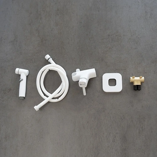 Гигиенический душ Lemark Solo LM7165MW, встраиваемый, белый Гигиенический душ Lemark Solo LM7165MW, встраиваемый, белый