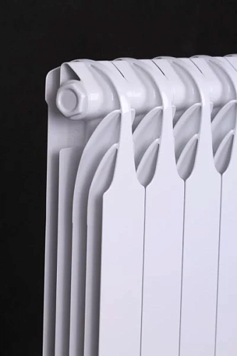 Радиатор биметаллический Gladiator- 500/ 6-секций CFGL050006X Радиатор биметаллический Gladiator- 500/ 6-секций CFGL050006X