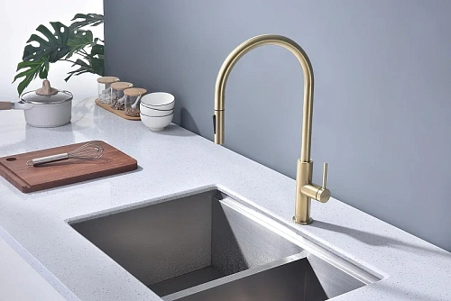 Смеситель для кухни Paulmark SENSO светлое золото Se215180-LG Смеситель для кухни Paulmark SENSO светлое золото Se215180-LG