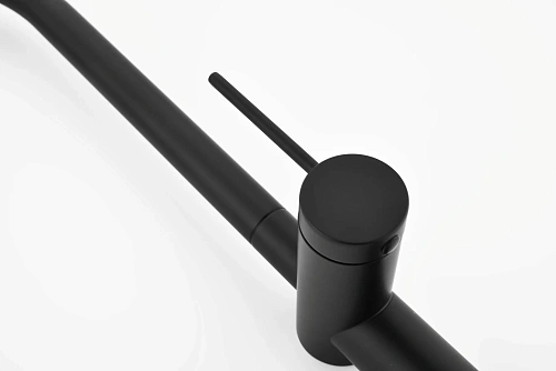 Смеситель для кухни AQUAme Cucina AQM9901MB с выдвижным изливом,черный матовый Смеситель для кухни AQUAme Cucina AQM9901MB с выдвижным изливом,черный матовый