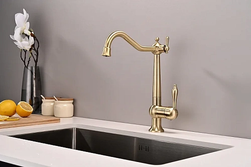 Смеситель для кухни Paulmark Retro бронза Re213226-BR Смеситель для кухни Paulmark Retro бронза Re213226-BR